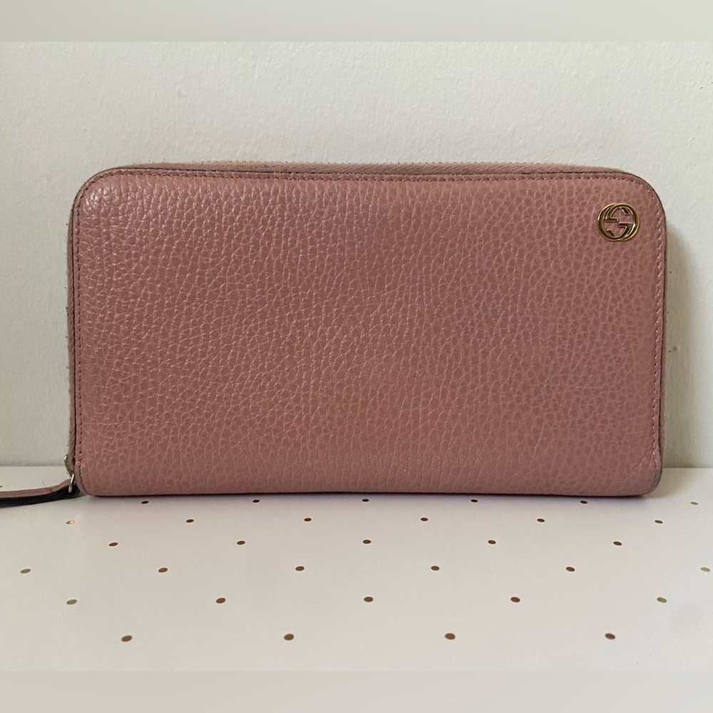 Authentic Gucci Baby Pink Zippy Long Wallet